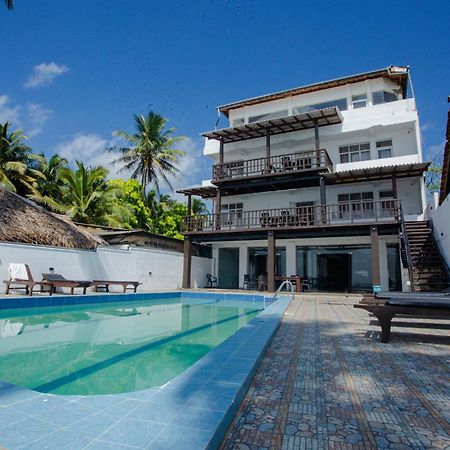 Hotel Lucky Seven Hikkaduwa Zewnętrze zdjęcie