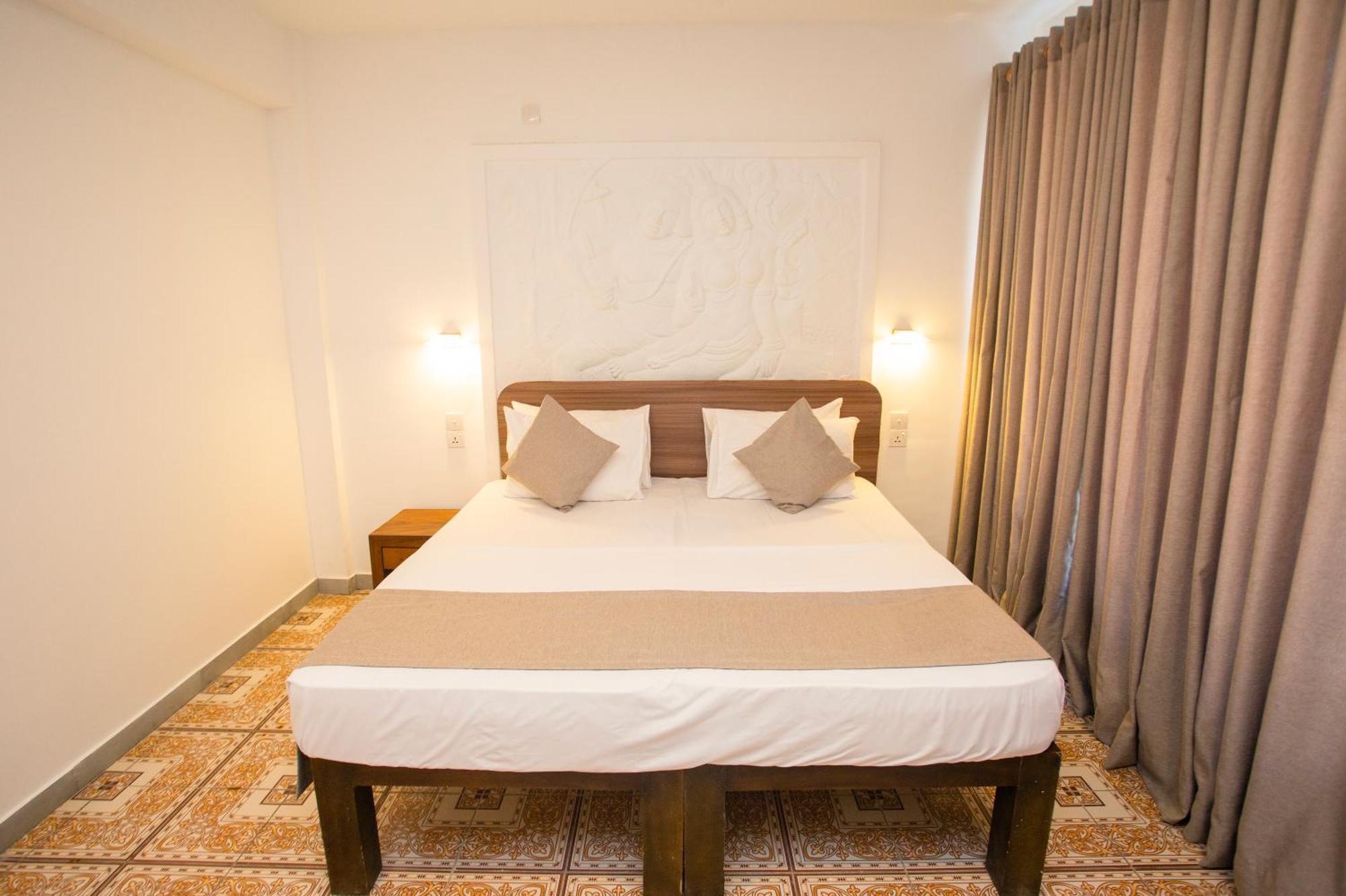 Hotel Lucky Seven Hikkaduwa Zewnętrze zdjęcie