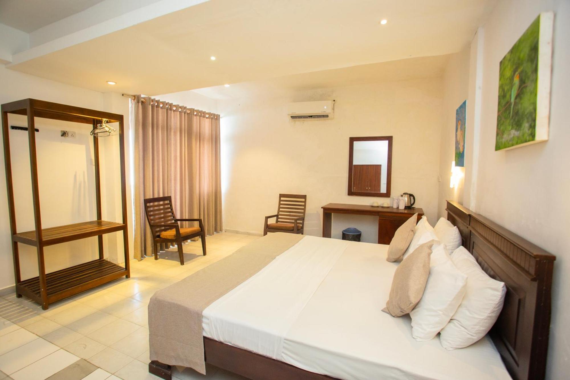 Hotel Lucky Seven Hikkaduwa Zewnętrze zdjęcie