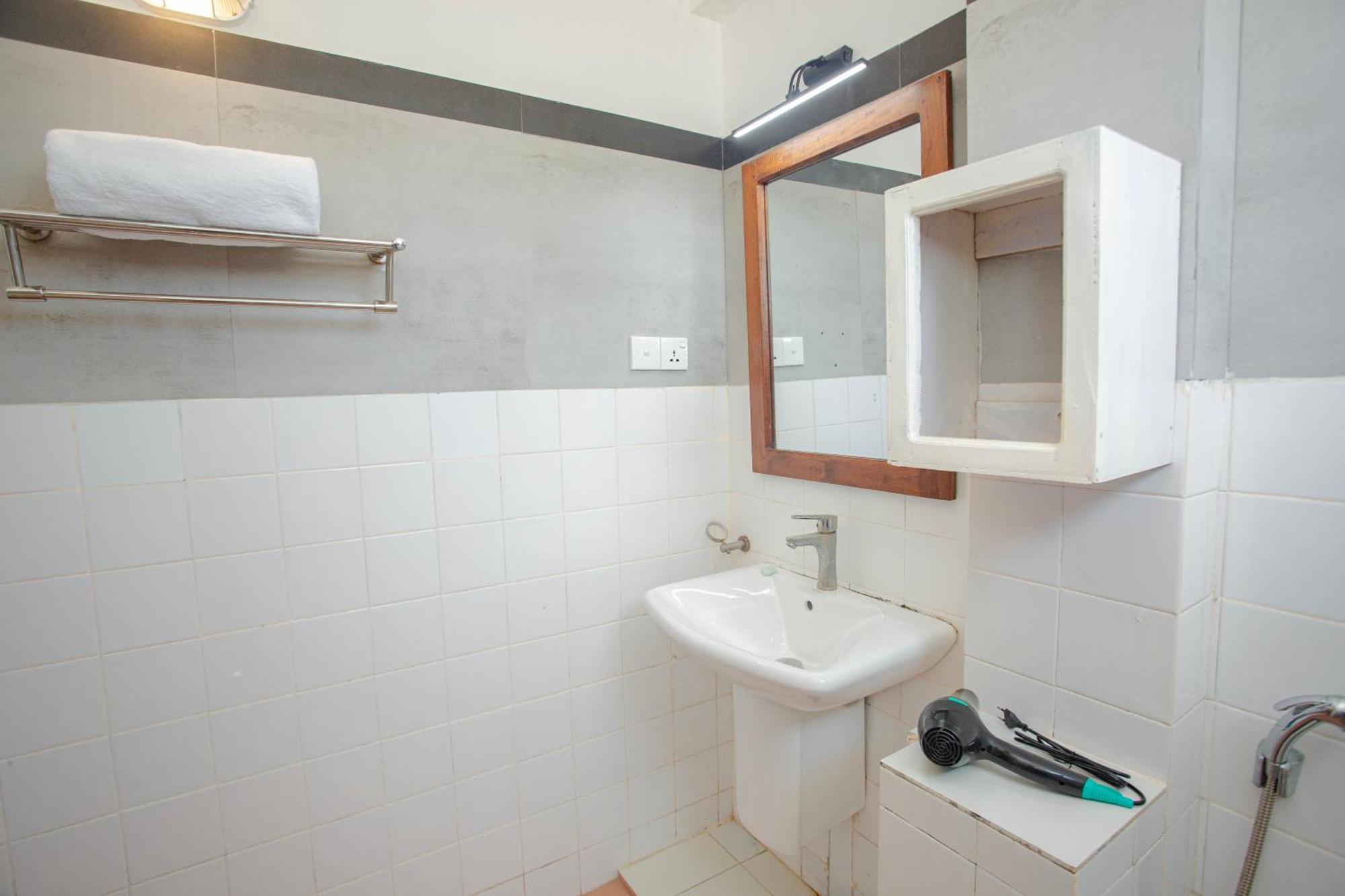 Hotel Lucky Seven Hikkaduwa Zewnętrze zdjęcie