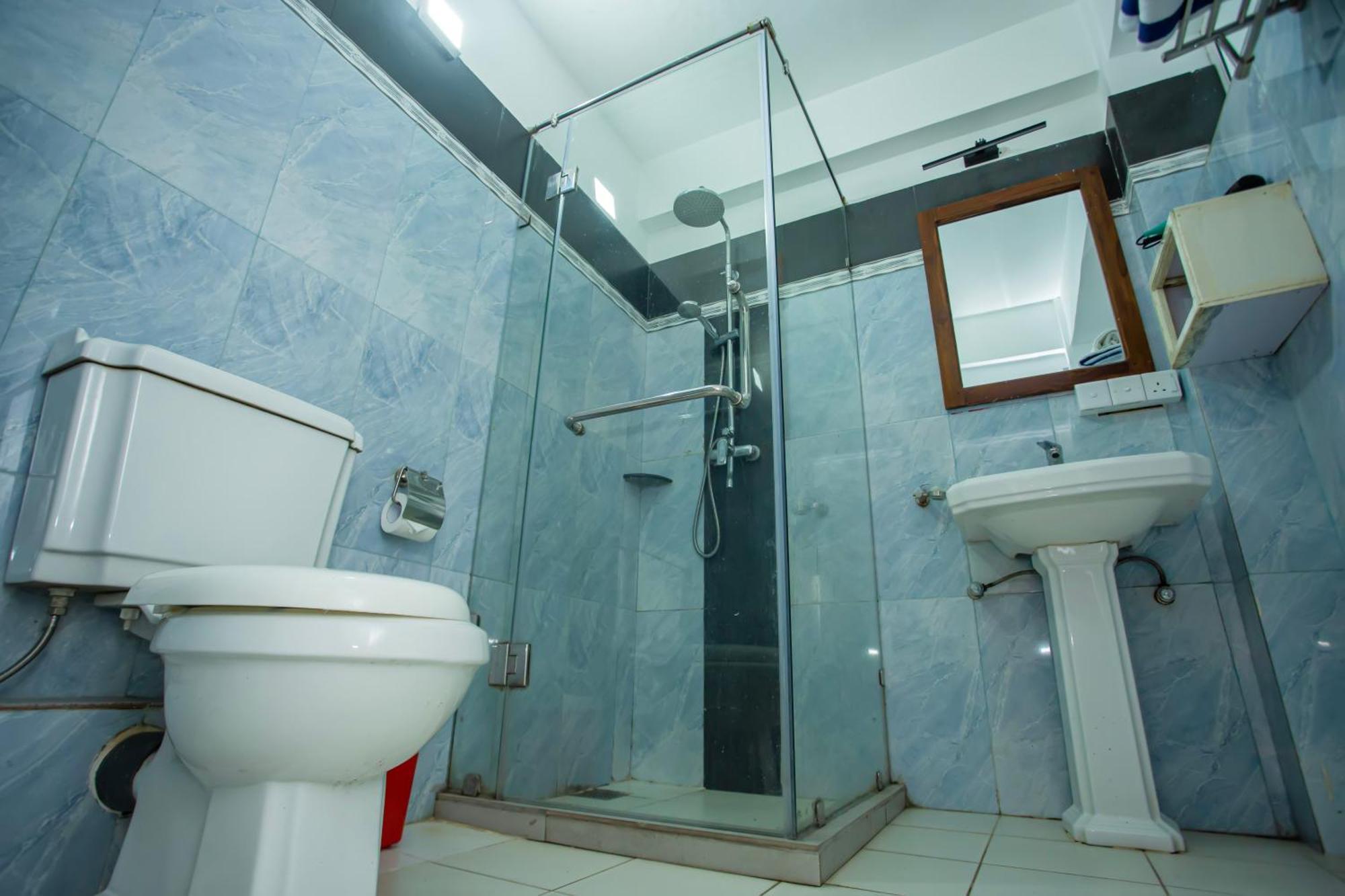 Hotel Lucky Seven Hikkaduwa Zewnętrze zdjęcie